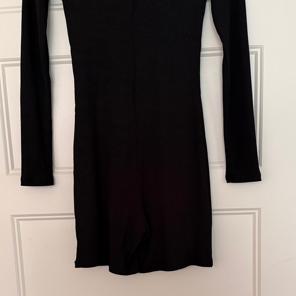 Princess Polly Black Long-Sleeve Romper - Picture 13 of 14